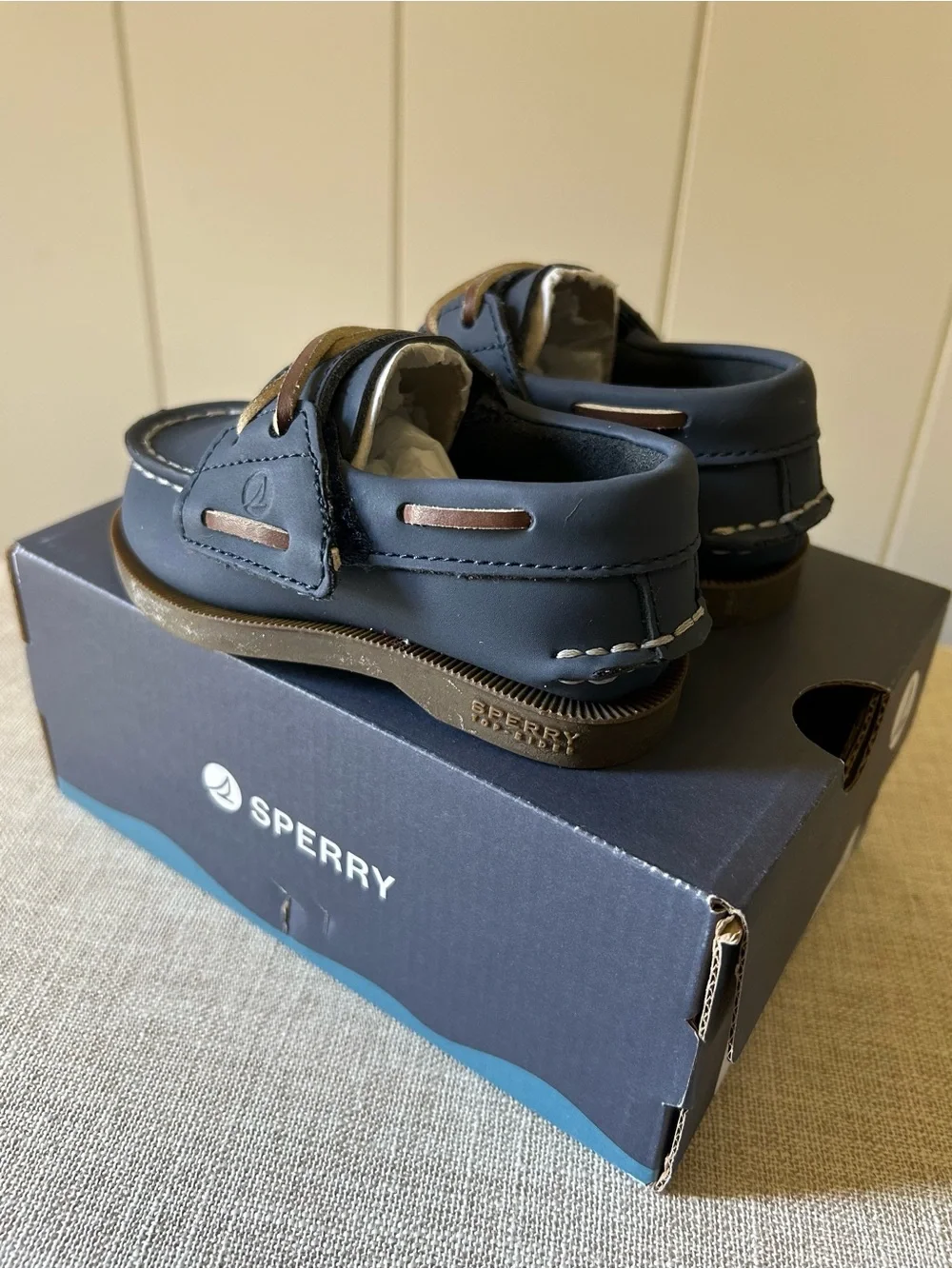 New In Box Sperry Original Boat Shoe Blue Lace Up Velcro Preppy Toddler Loafers